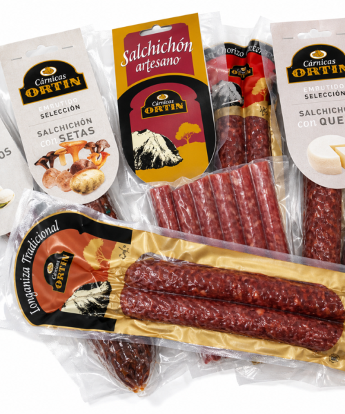 Lote Puro Cerdo, Puro Sabor Cárnicas Ortín con embutidos de cerdo y salchichón cular extra fileteado.
